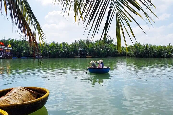 Hoi An Lantern Making & Cam Thanh Basket Boat Tour — Hands-On Craft and Coconut-Forest Paddle photo 3