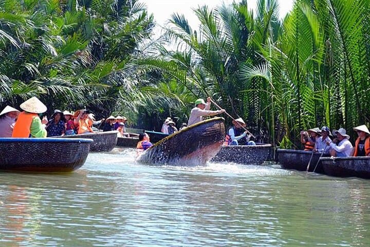 Hoi An Lantern Making & Cam Thanh Basket Boat Tour — Hands-On Craft and Coconut-Forest Paddle