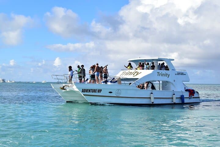 Punta Cana Party Boat: Hip Hop Infinity Snorkel & Open-Bar Cruise photo 2