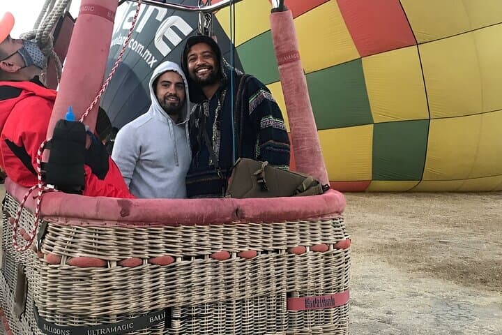 Sunrise Hot Air Balloon Over Teotihuacan: Pyramids, Breakfast & Basilica Day Tour photo 3