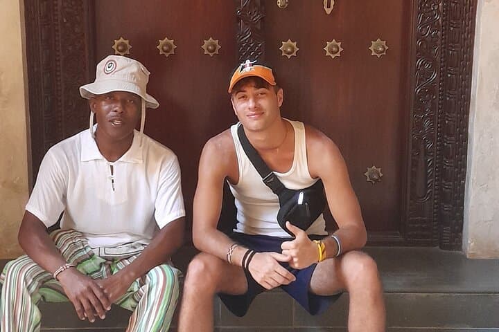 Lamu Old Town Walking Tour: Explore Swahili Streets, Fort, and Craft Workshops