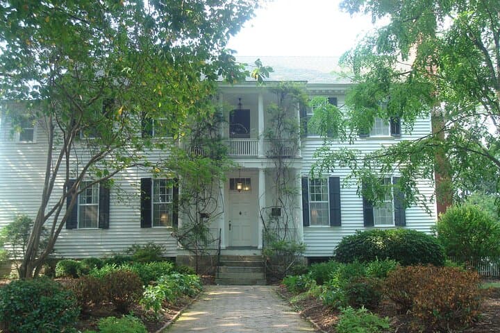 Stroll Raleigh's Past: Historian-Guided Downtown Walking Tour photo 3