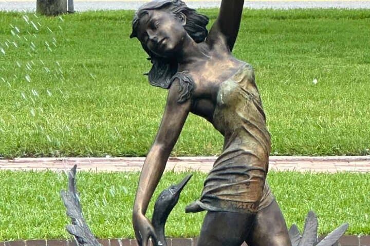 Lake Eola Outdoor Escape Room: Orlando Urban Scavenger Hunt photo 4