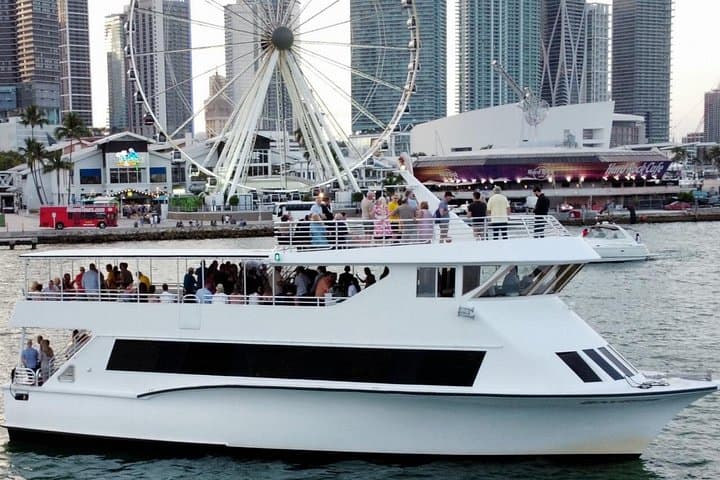 Miami Hip-Hop Yacht Party: 3-Hour Open Bar Cruise on Biscayne Bay photo 2