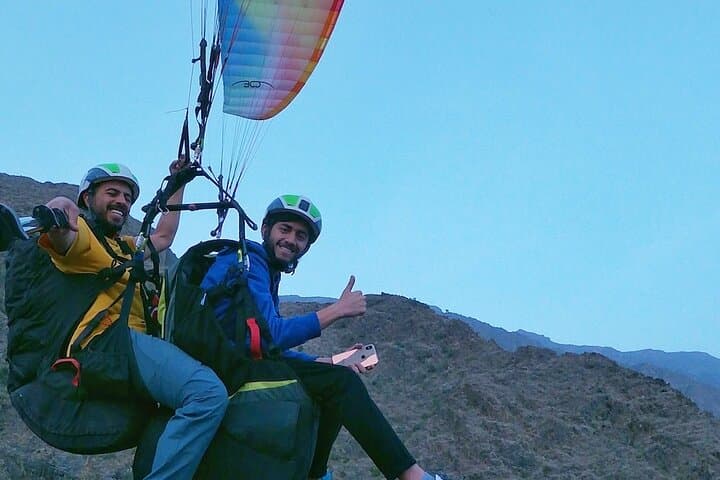Tandem Paragliding Over the Asir Mountains: Abha's High-Altitude Flight photo 2