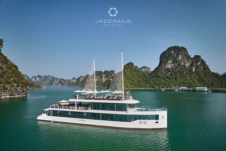 Luxury Jade Sail Day Cruise: Ha Long Bay to Lan Ha Bay Full-Day Adventure
