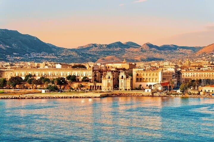Palermo Walking Tour: Piazza Pretoria, Royal Palace & Martorana Mosaics photo 1