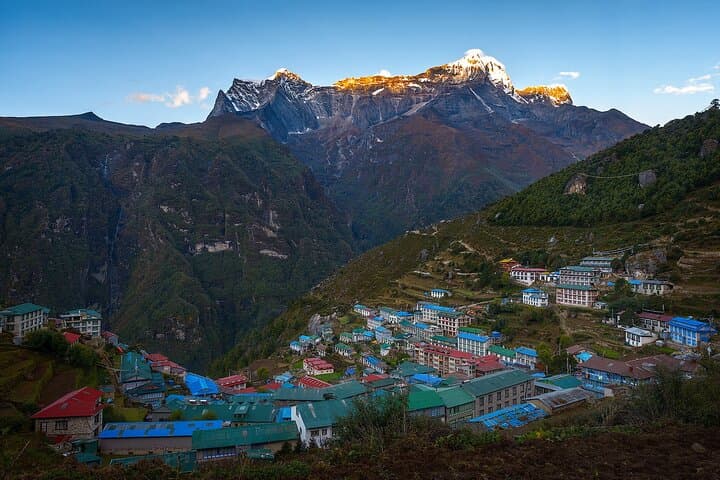 12-Day Everest Base Camp Trek: Lukla to Kala Patthar Adventure photo 6