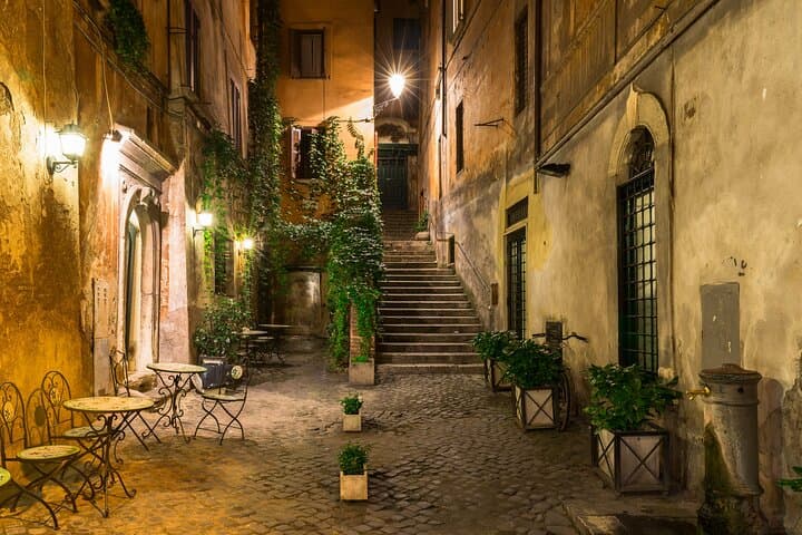 Rome by Night: Evening Walking Tour of Squares & Fountains photo 5