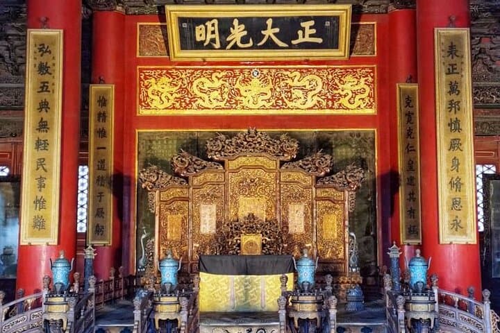 14-Day China & Yangtze River Cruise: Beijing to Shanghai Cultural and Three Gorges Journey photo 3