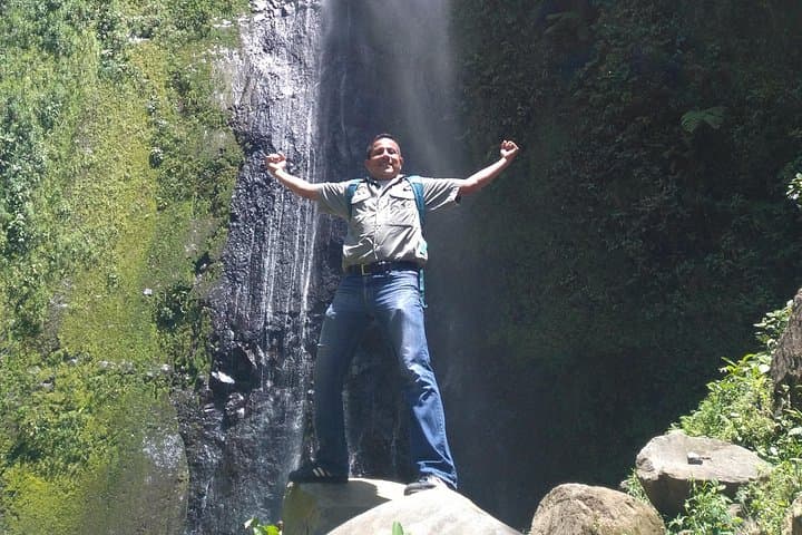 Ometepe Full-Day Island Tour from Granada: Volcanoes, Petroglyphs & Lagoons photo 5