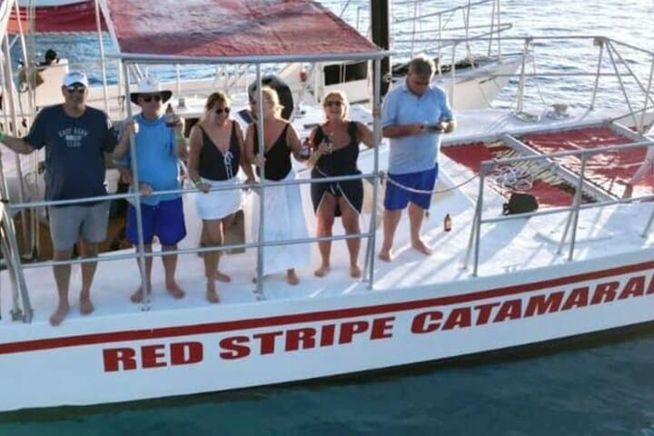 Negril Private Catamaran: 7 Mile Beach Cruise & Rick's Cafe Adventure photo 5