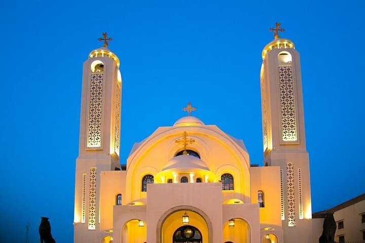 Private Sightseeing Tour from Safaga to Hurghada: Explore Mosques, Marina & Markets photo 2