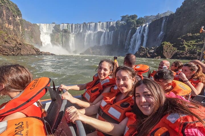 Private Iguazu Falls Tour (Argentine Side) with Optional Boat Ride — Full Day Experience photo 2