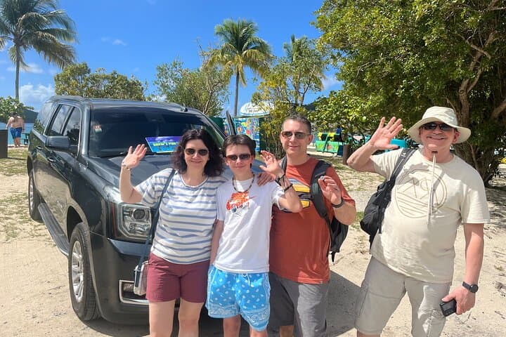 Private St. Thomas Sightseeing & Magens Bay Beach Tour photo 2