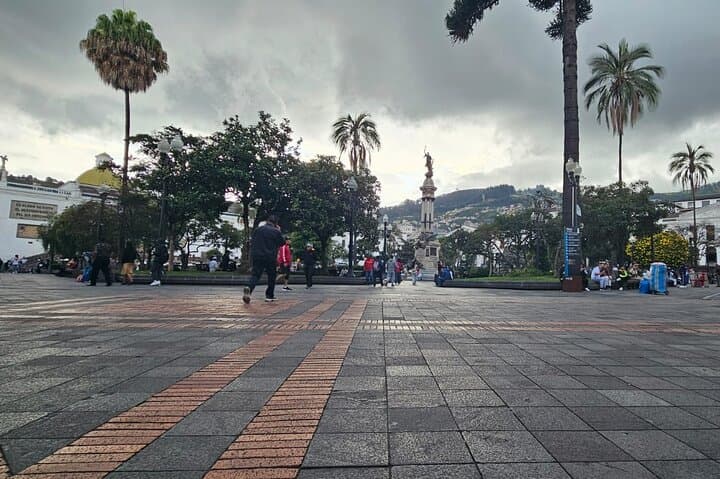 Quito in a Day — Cable Car Views, Equator Line & Colonial Old Town photo 6