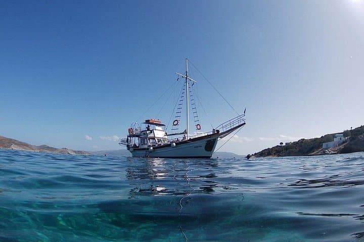 Argostoli Daily Cruise to White Rocks, Vardiani & Xi Beach (Kefalonia) photo 2
