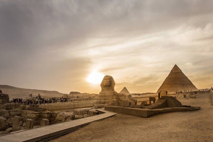 Walk Among the Pharaohs: Private Pyramids, Sphinx & Egyptian Museum Day Tour from Cairo photo 3