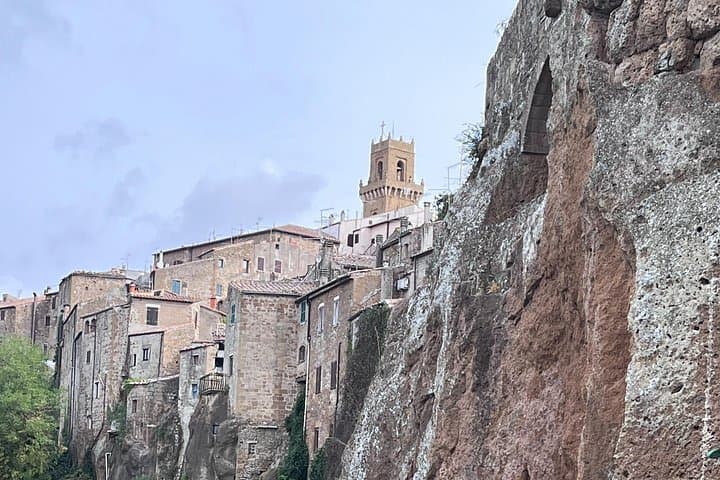 Hike and Wine Tasting in Pitigliano: Walk the Etruscan Vie Cave and Private Cellar photo 2