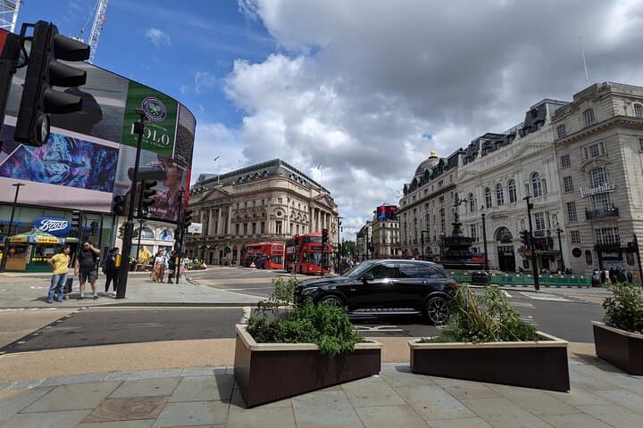 Cruise-Port Arrival Transfer to London Hotels & Airports — Southampton, Dover, Tilbury & Harwich photo 4