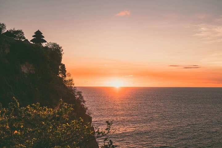Bali Swing & Uluwatu Sunset Tour — Padang Padang, Jungle Swings, and Kecak Dance photo 3