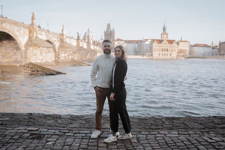Charles Bridge Prague Photoshoot: Capture Sunrise on the Vltava photo 2