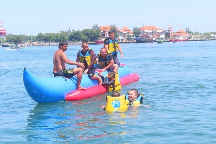 Bali Water Sports & Tanah Lot Sunset Private Tour — Tanjung Benoa Thrills to Tanah Lot photo 5