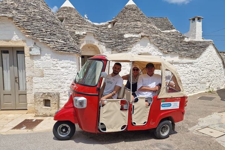Calessino & e‑Vespa Audio Tour of Alberobello’s Trulli photo 2
