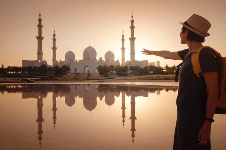 Abu Dhabi Day Tour: Sheikh Zayed Mosque, Louvre & Emirates Palace in a Private 4x4 photo 3