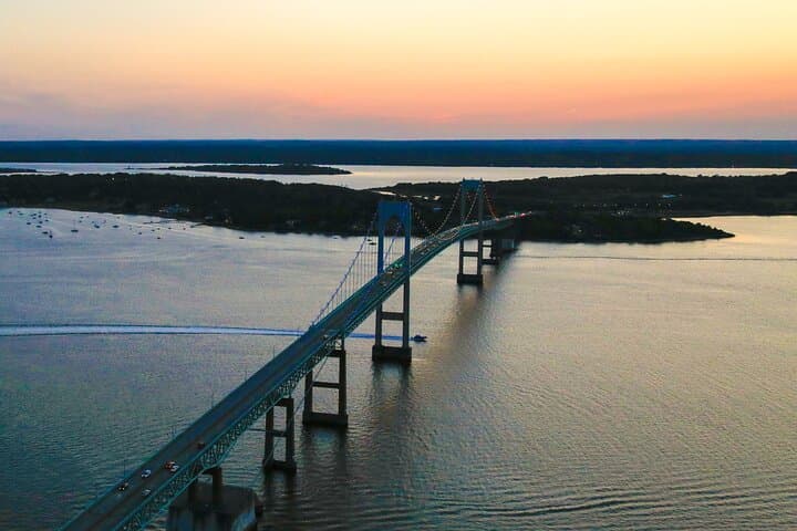 Newport Helicopter Mansion Tour: 12-Minute Aerial Flight Over Ocean Drive & The Breakers photo 3