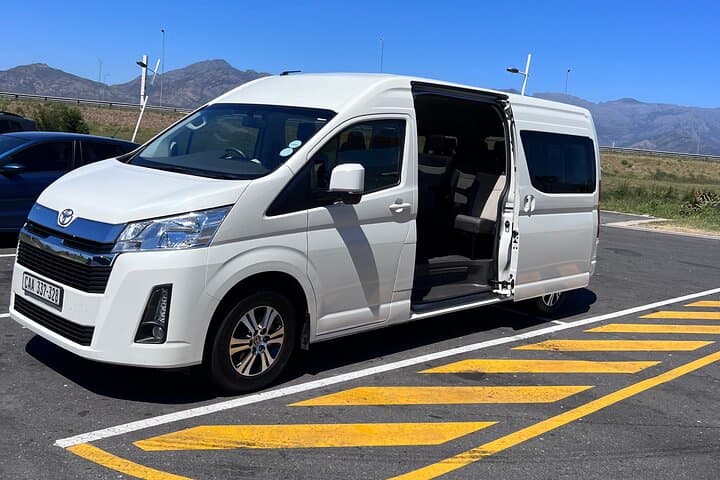 Cape Town Private Chauffeur Transfers — Personalized Tours & 300KM Round-Trip Service photo 5