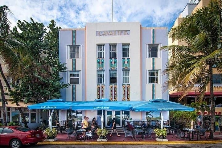 Miami Beach Art Deco Private Cocktail Walking Tour