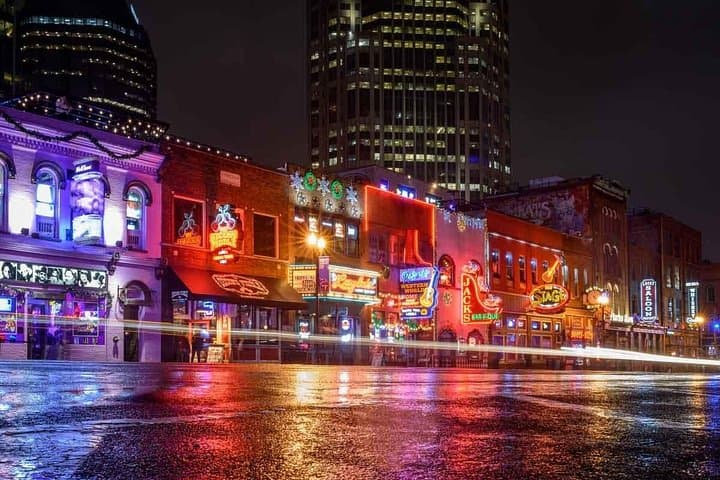 Downtown Nashville Outdoor Escape Room: Self-Guided Urban Mystery Walk photo 4