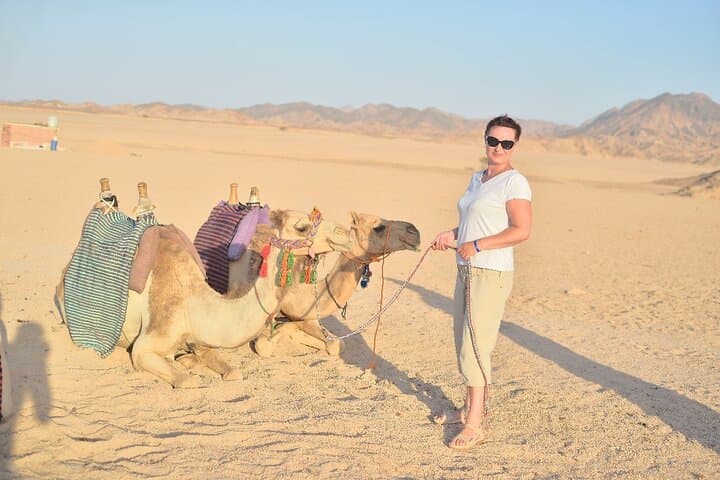 Hurghada Desert Stargazing Safari: Camel Ride & Romantic Dinner photo 2