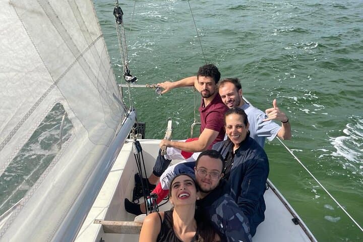 Learn to Sail on a Racing J/24 in Biscayne Bay, Miami photo 2