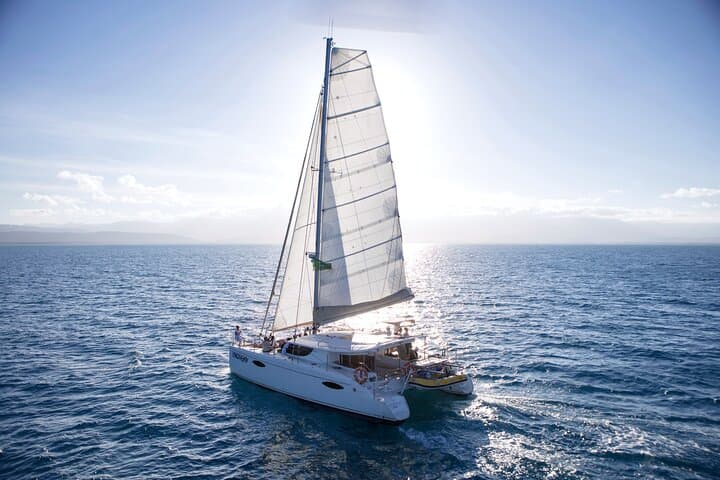 Port Douglas Sunset Sailing: 2-Hour Indigo 2 Cruise with Drinks & Gourmet Platter