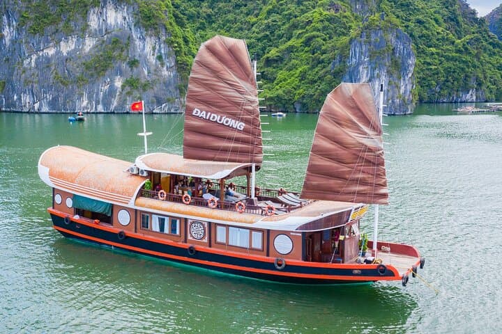 3-Day Private Junk Cruise in Lan Ha Bay & Cat Ba Island — Kayak, Fishing Villages, Overnight on a Wooden Junk photo 4