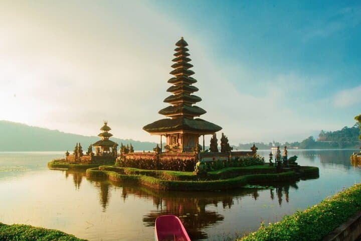 North Bali Waterfall, Handara Gate & Ulun Danu Bratan Private Tour photo 6