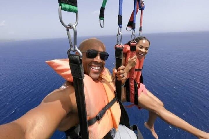 Parasailing Over Naama Bay: 40–50m Flight in Sharm El Sheikh photo 5