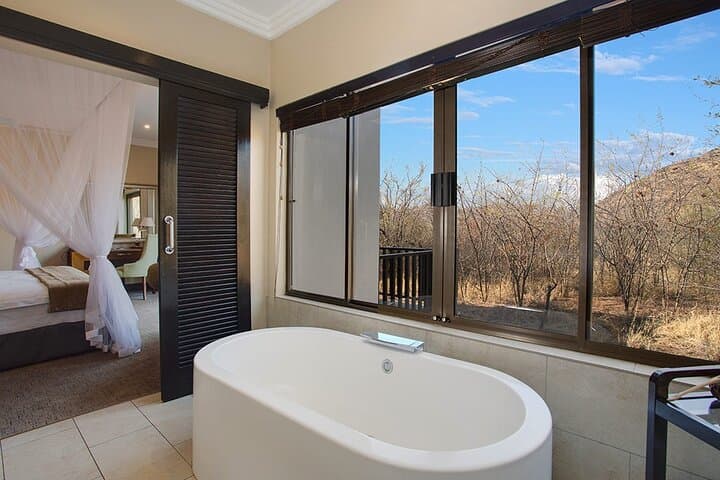 three-day-luxurious-shepards-tree-safari-experience-in-pilanesberg photo 4