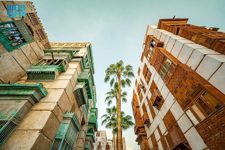 Historic Balad Walking Tour — Explore Old Jeddah's Coral Houses and Markets photo 2
