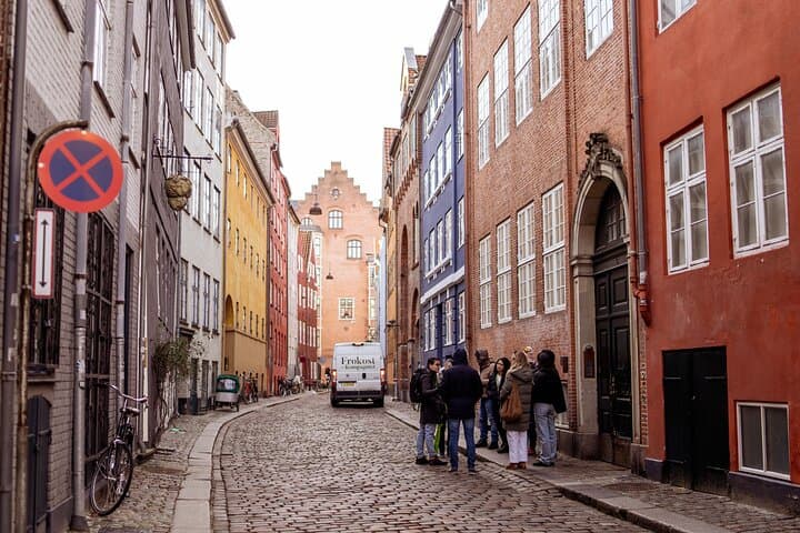 Grand Copenhagen Walking Tour: Nyhavn, Christiansborg & Royal Guard photo 1