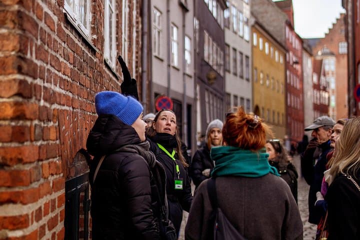 Grand Copenhagen Walking Tour: Nyhavn, Christiansborg & Royal Guard photo 3