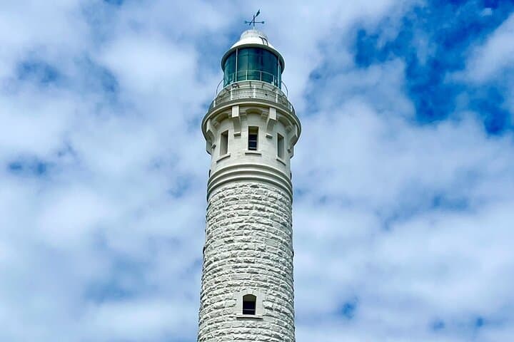 Two Oceans Private Tour: Cape Leeuwin, Margaret River & Busselton Day Trip photo 2