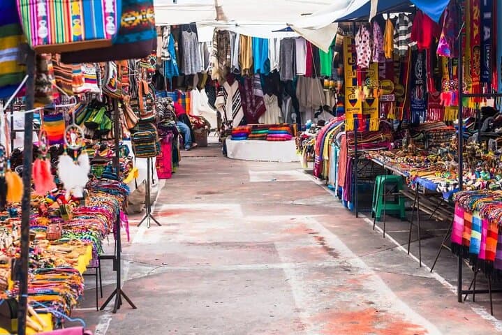 Full-Day Otavalo Market, Cuicocha & Cotacachi Tour from Quito