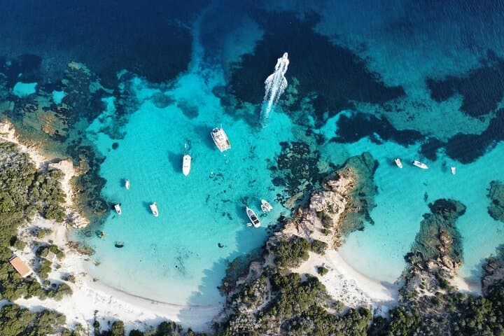 La Maddalena Archipelago Boat Tour with Lunch — Swim, SUP and Natural Pools photo 5