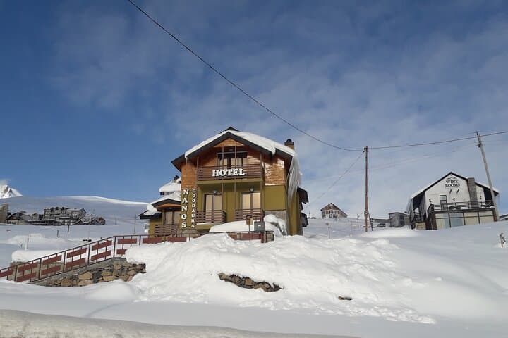 Full-Day Gudauri Skiing Tour from Tbilisi — Jinvali, Ananuri & Pasanauri photo 3
