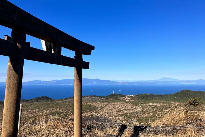 Trekking Mount Mihara: Volcanic Hike on Izu Oshima Island photo 6