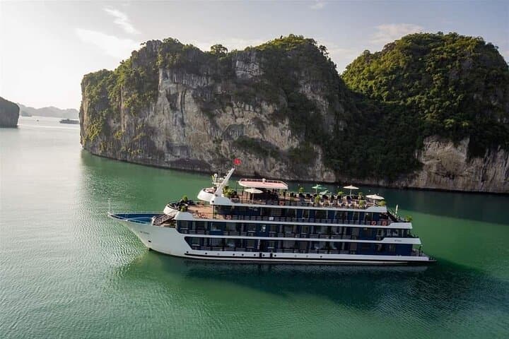 Halong & Lan Ha Bay Luxury 2-Days: Rosy Cruise Highlights, Tips & What to Expect