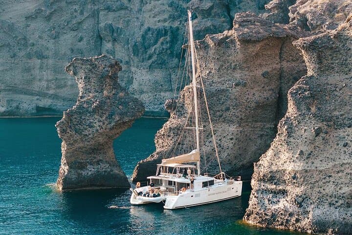Santorini Catamaran Cruise to Caldera Hot Springs, Red Beach & Mesa Pigadia photo 3
